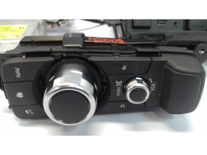 RADIO CD SO MAZDA 2 2016