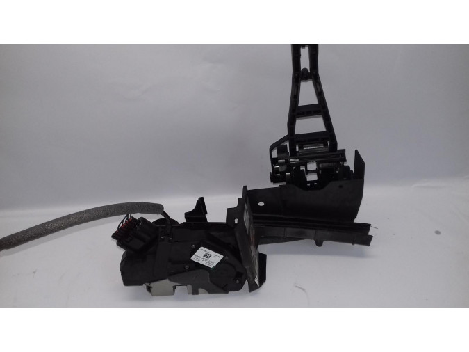 CERRADURA PUERTA DELANTERA DERECHA FORD FOCUS 2017