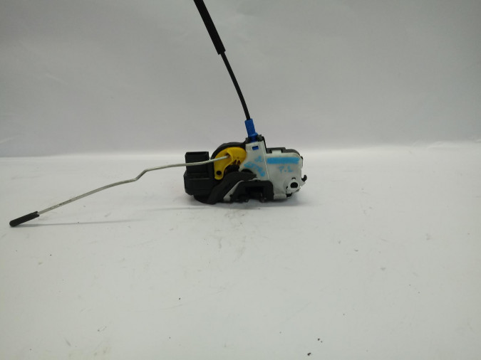 CERRADURA PUERTA DELANTERA IZQUIERDA CHEVROLET CRUZE 2012
