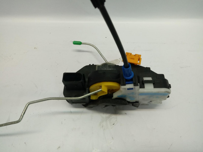 CERRADURA PUERTA DELANTERA IZQUIERDA CHEVROLET CRUZE 2012