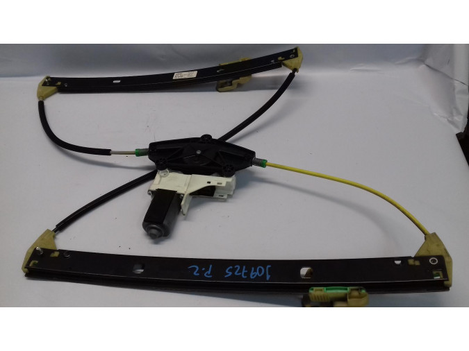 ELEVALUNAS DELANTERO DERECHO AUDI A4 2012