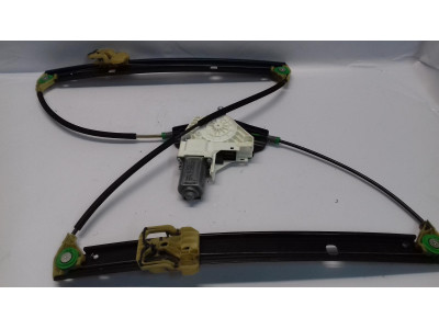 ELEVALUNAS DELANTERO IZQUIERDO AUDI A4 2012