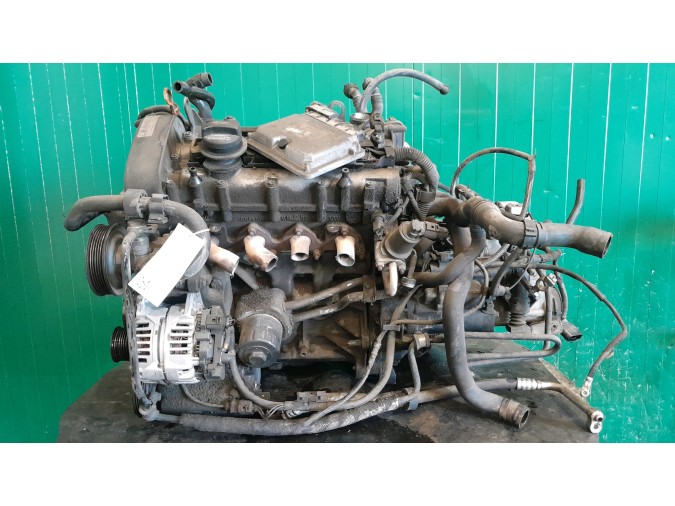 MOTOR CON ACCESORIOS Y CAJA DE CAMBIOS VOLKSWAGEN GOLF 2002