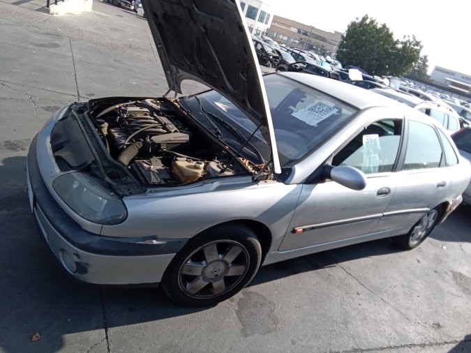 MANDO ELEVALUNAS TRASERO IZQUIERDO RENAULT LAGUNA 1999