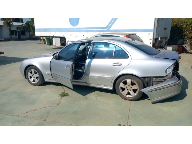 ELEVALUNAS TRASERO DERECHO MERCEDES E 270 CDI 2003