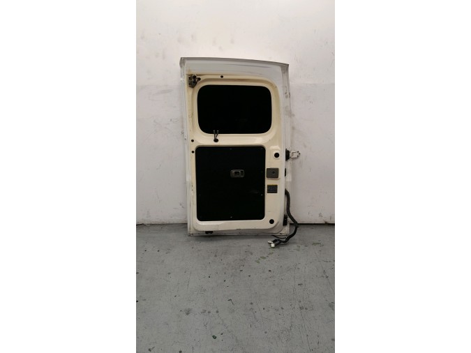 PUERTA TRASERA IZQUIERDA NISSAN NV200 BLANCA 2015