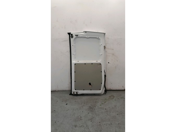 PUERTA TRASERA IZQUIERDA MERCEDES VITO 114 CDI BLANCA 2022