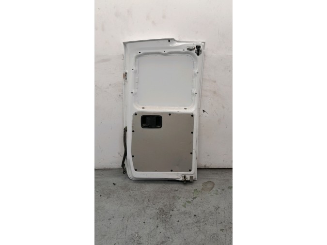 PUERTA TRASERA DERECHA DE CARGA MERCEDES VITO 114 CDI BLANCA 2022