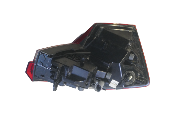 PILOTO TRASERO EXTERIOR DERECHO SKODA KAMIQ 2024