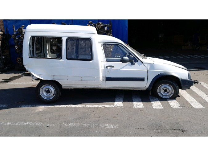CERRADURA PUERTA DELANTERA IZQUIERDA CITROEN C15 2001
