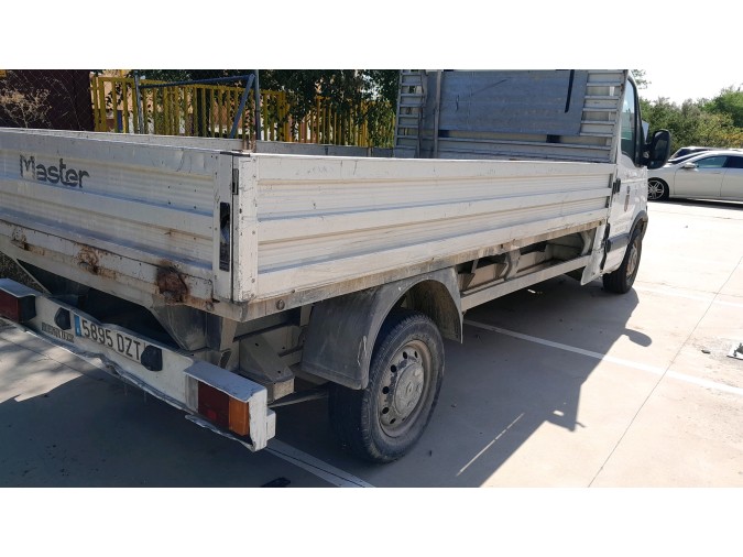 PANEL DELANTERO RENAULT MASTER 2006