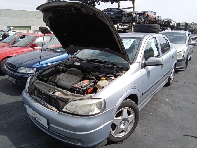 Radiador motor OPEL ASTRA 2000