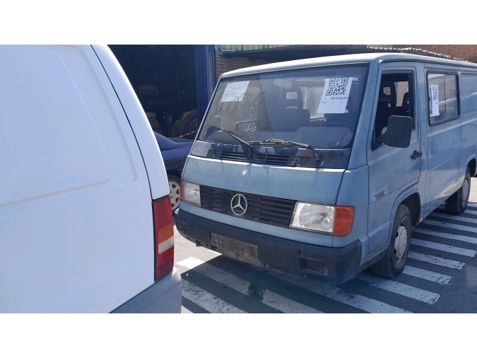 PILOTO TRASERO DERECHO MERCEDES-BENZ MB 1994