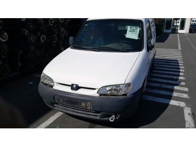 FARO DELANTERO DERECHO PEUGEOT PARTNER 2000