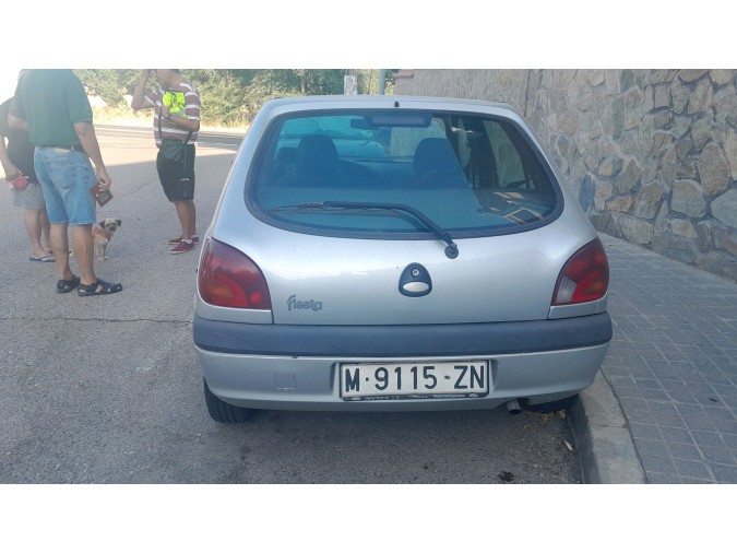 Radiador motor FORD FIESTA 2000