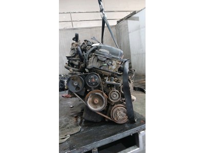 MOTOR CON ACCESORIOS Y CAJA DE CAMBIOS NISSAN ALMERA 2000