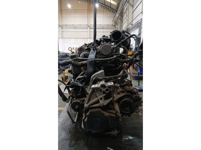 Motor VOLKSWAGEN GOLF 1999