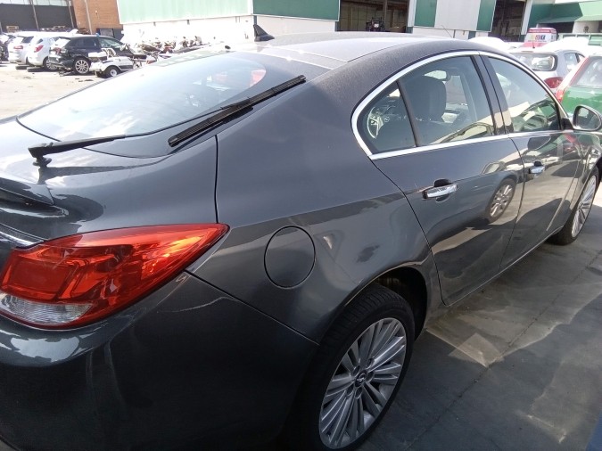 REJILLA VENTILACIÓN DERECHA OPEL INSIGNIA 2011