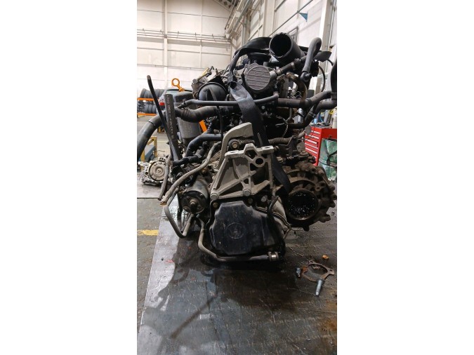 MOTOR ARRANQUE VOLKSWAGEN GOLF 1999