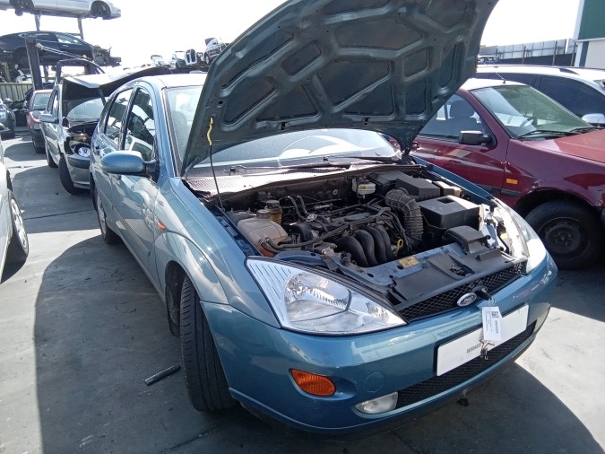 Radiador de Agua FORD FOCUS 2000