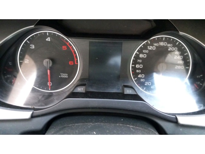 MANDO ELEVALUNAS DELANTERO DERECHO AUDI A4 2008