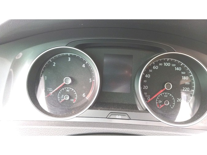 CORAZA FRONTAL VOLKSWAGEN GOLF ALLTRACK 2016