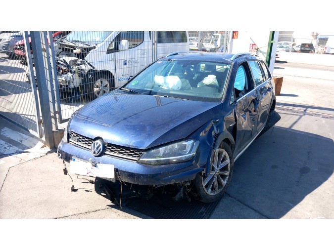 APOYACABEZAS TRASERO CENTRAL VOLKSWAGEN GOLF ALLTRACK 2016