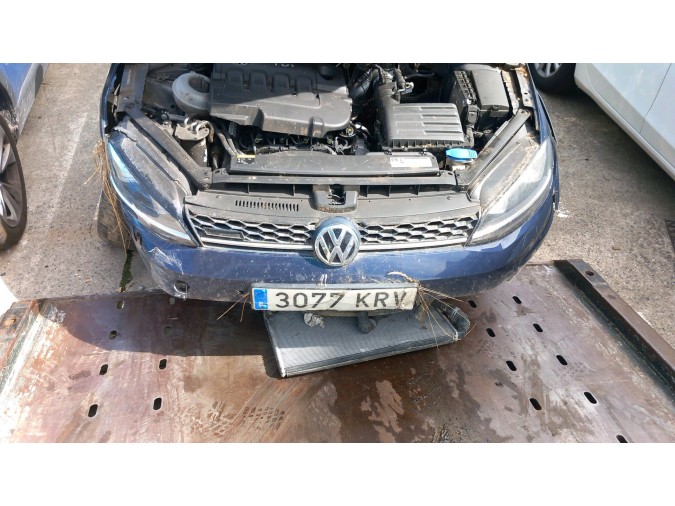 APOYACABEZAS TRASERO CENTRAL VOLKSWAGEN GOLF ALLTRACK 2016