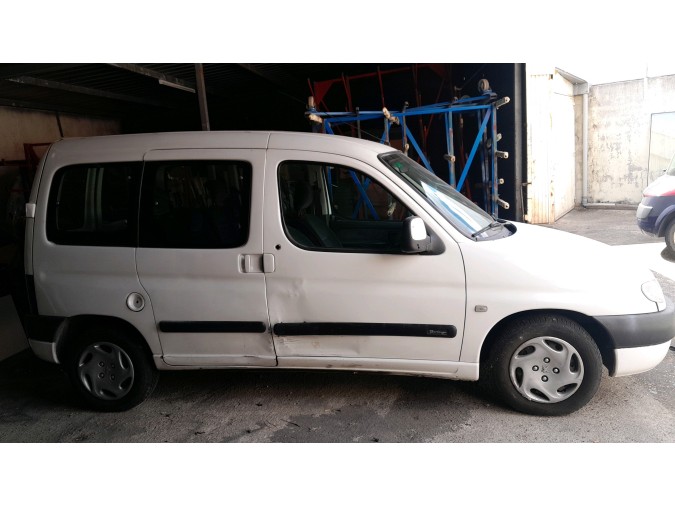 MANDO ELEVALUNAS DELANTERO IZQUIERDO CITROEN BERLINGO 2002