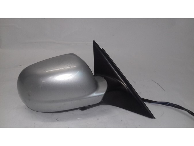 RETROVISOR DERECHO VOLKSWAGEN PASSAT GRIS 2001