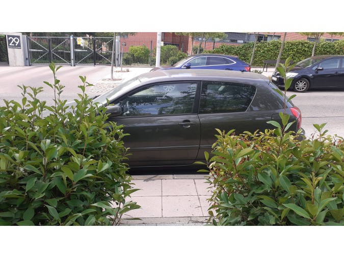 CERRADURA CAPO TOYOTA COROLLA 2004