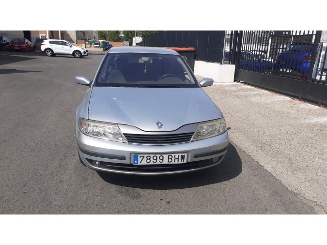 Radiador motor RENAULT LAGUNA 2001