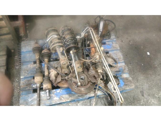 MANGUETA DELANTERA IZQUIERDA PEUGEOT PARTNER 2002