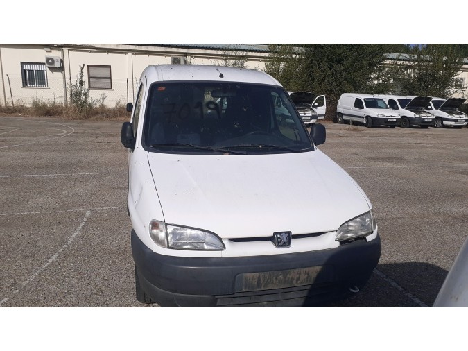 Autorradio PEUGEOT PART FG. 190 1.9D 2001