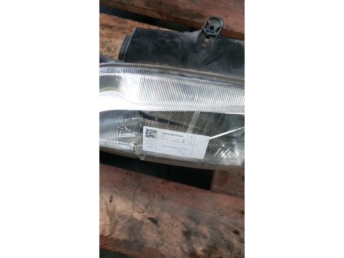 FARO DELANTERO IZQUIERDO PEUGEOT PART CBESP.P.LAT.DW8 2001