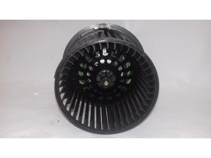 MOTOR DEL CALENTADOR SO SEAT CLIO 2017