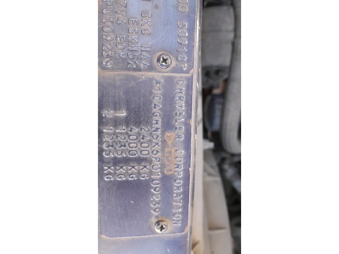 TRAPECIO DELANTERO DERECHO CHRYSLER VOYAGER I 1993