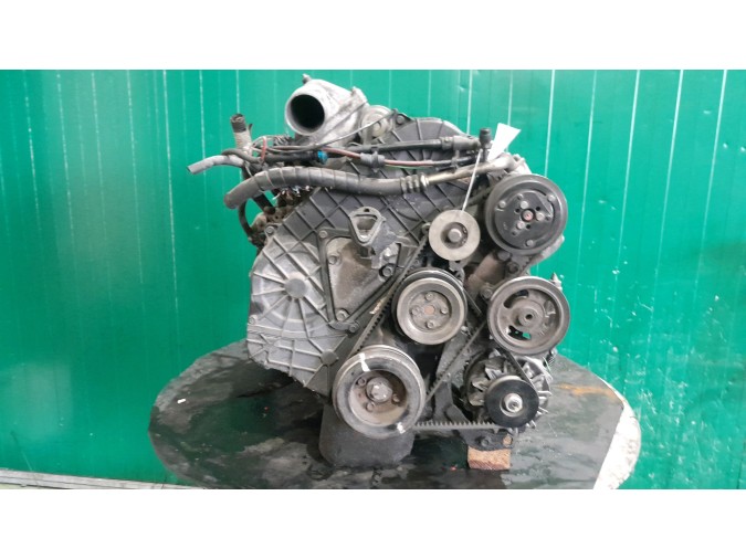 MOTOR CON ACCESORIOS Y CAJA DE CAMBIOS OPEL COMBO 2000