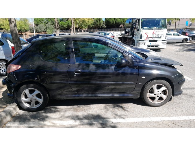 Radiador motor PEUGEOT 206 2005