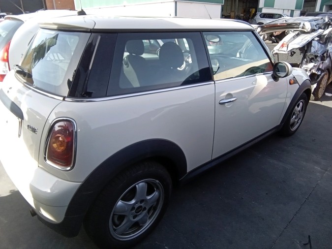 MANDO ELEVALUNAS DELANTERO IZQUIERDO MINI ONE 2010