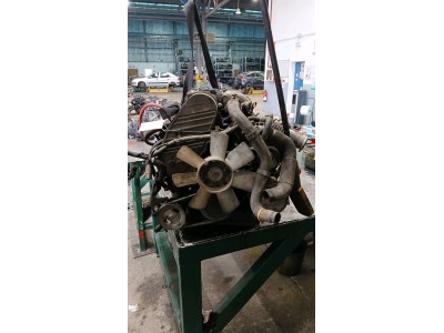 CAJA CAMBIOS NISSAN VANETTE 1999
