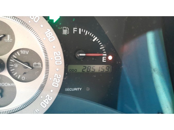 CAPOT TOYOTA LEXUS IS 2000