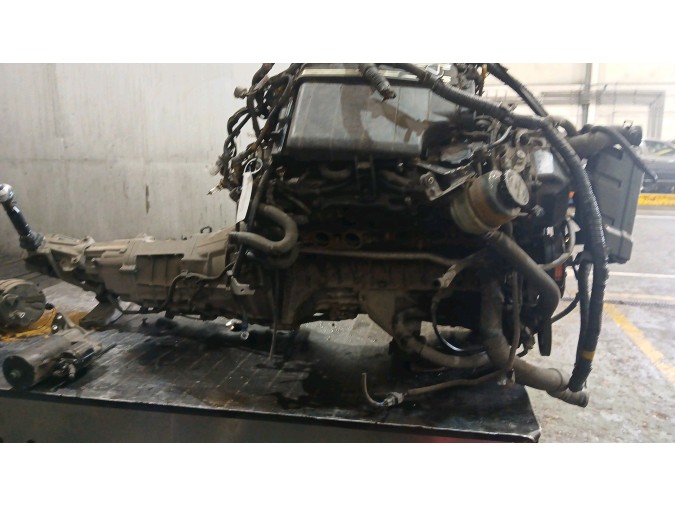 MOTOR CON ACCESORIOS Y CAJA DE CAMBIOS TOYOTA LEXUS IS 2000