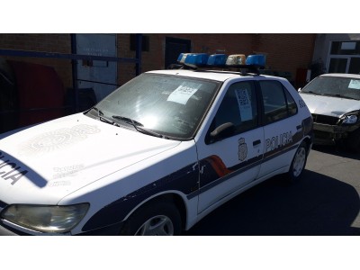 FARO ANTINIEBLA DERECHO PEUGEOT 306 2001