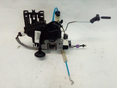 CERRADURA PUERTA TRASERA DERECHA MERCEDES CLASE B 2013