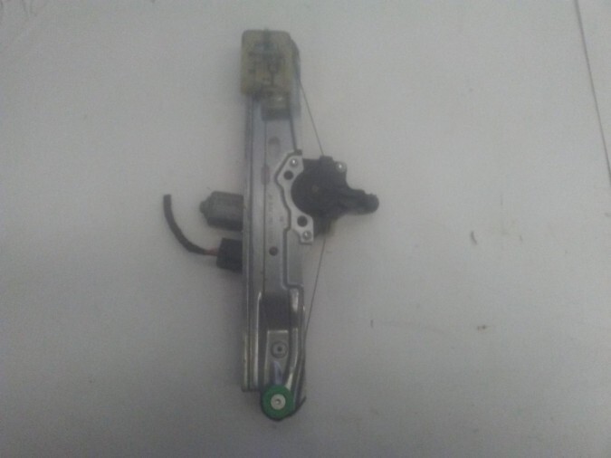 ELEVALUNAS TRASERO DERECHO FORD FOCUS 2016