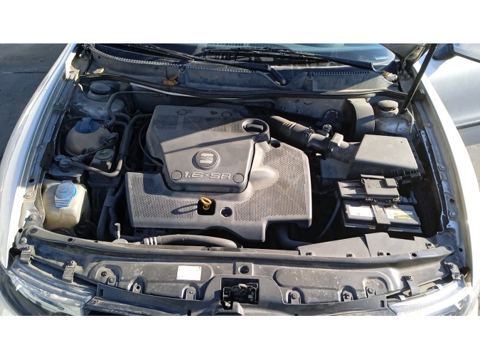MANDO ELEVALUNAS DELANTERO DERECHO SEAT TOLEDO 1998