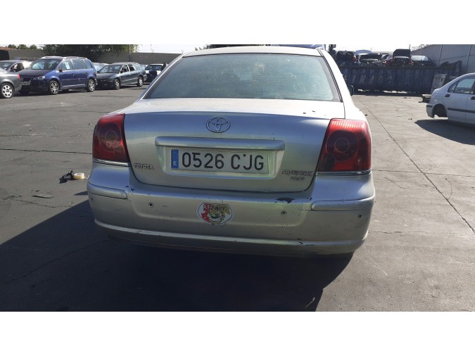 Intercooler TOYOTA AVENSIS 2003