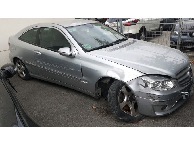 Cerradura guantera MERCEDES CLC 200 KOMPRESSOR 2008