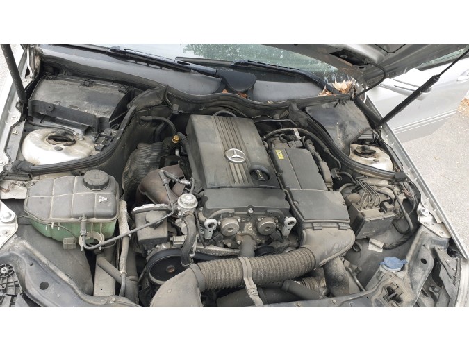 Cerradura guantera MERCEDES CLC 200 KOMPRESSOR 2008
